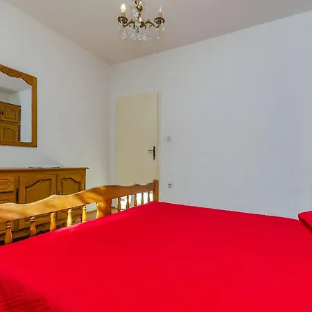 Pine Haven 公寓 特罗吉尔