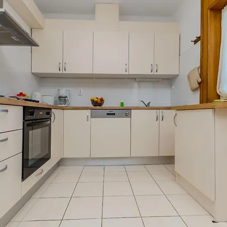 Pine Haven Apartman Trogir